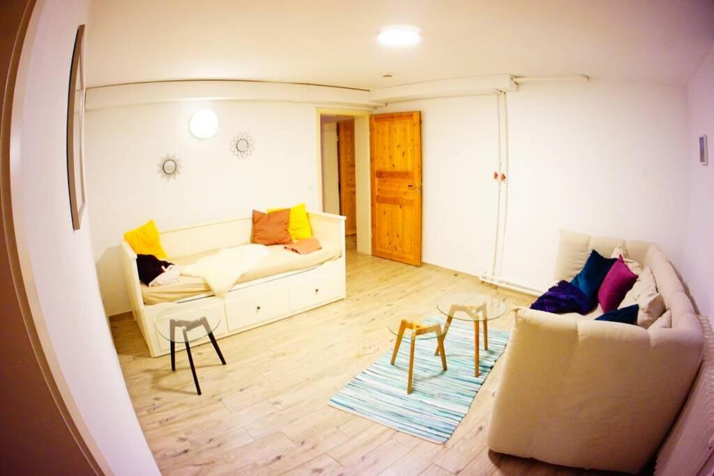 Gemuetliche 3-Zkb Wc Souterrainwohnung In Bestlage Amburgo Esterno foto