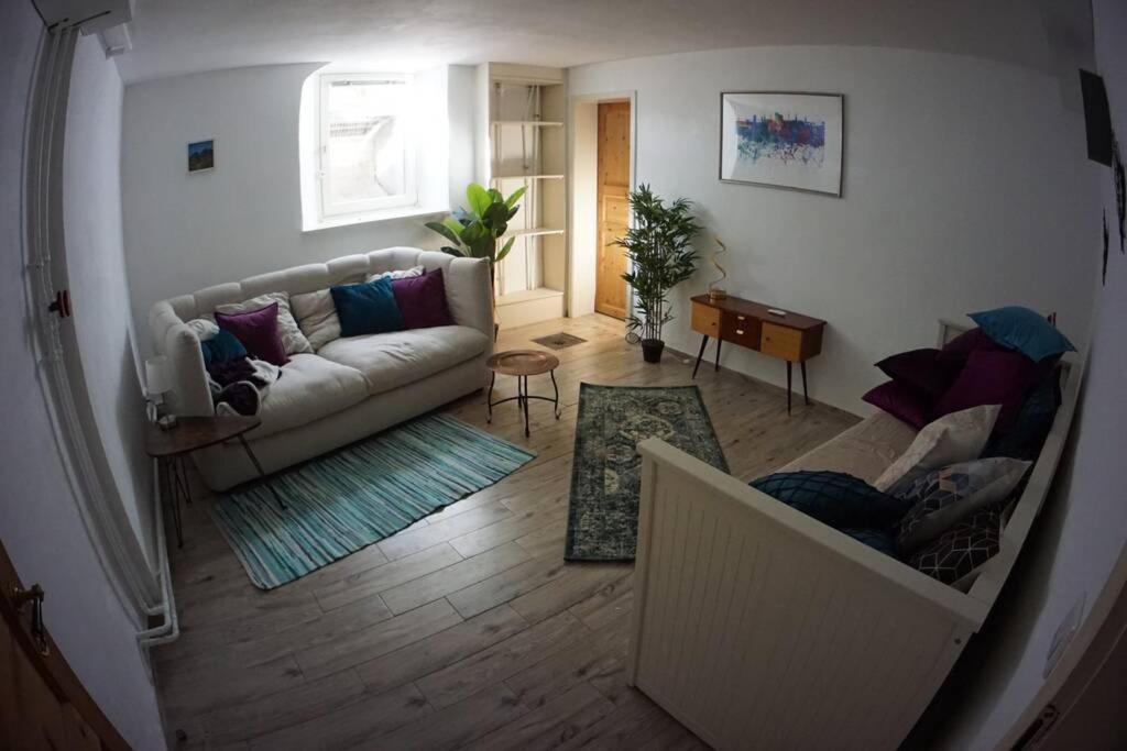 Gemuetliche 3-Zkb Wc Souterrainwohnung In Bestlage Amburgo Esterno foto