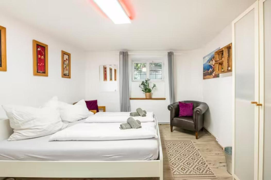 Gemuetliche 3-Zkb Wc Souterrainwohnung In Bestlage Amburgo Esterno foto